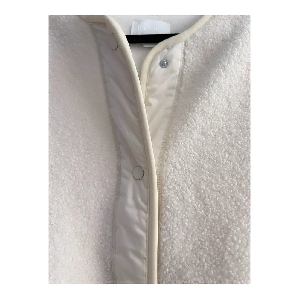 Plush textured jacket Sherpa fleece liner cozy Crewneck liner  w/ snap closure M - Picture 6 of 7